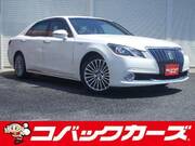 2014 TOYOTA CROWN MAJESTA