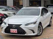 2023 LEXUS ES