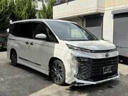2022 TOYOTA VOXY