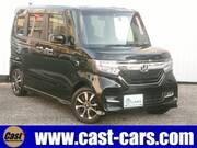 2017 HONDA N-BOX CUSTOM