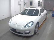 2013 PORSCHE PANAMERA