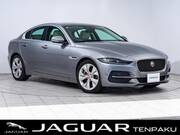 2019 JAGUAR XE