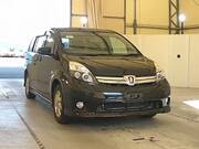 2014 TOYOTA ISIS PLATANA