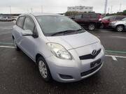 2009 TOYOTA VITZ F