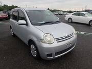 2010 TOYOTA SIENTA X LIMITED