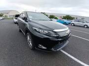2016 TOYOTA HARRIER PREMIUM