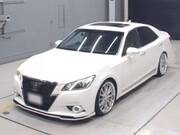 2015 TOYOTA CROWN HYBRID