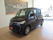 2010 NISSAN ROOX