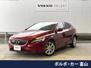2016 VOLVO V40