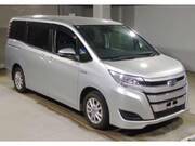 2019 TOYOTA NOAH HYBRID X
