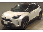 2024 TOYOTA YARIS CROSS