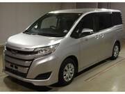 2019 TOYOTA NOAH X