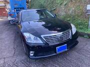 2011 TOYOTA CROWN ROYAL SALOON
