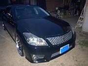 2010 TOYOTA CROWN