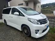 2013 TOYOTA ALPHARD 240S