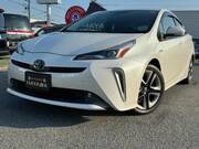 2020 TOYOTA PRIUS