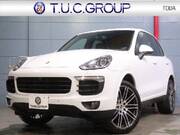 2017 PORSCHE CAYENNE