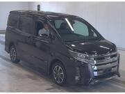 2017 TOYOTA NOAH