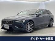 2021 VOLVO V60