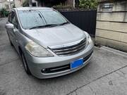 2004 NISSAN TIIDA