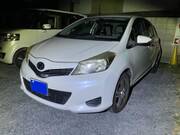 2011 TOYOTA VITZ U