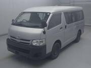 2010 TOYOTA HIACE WAGON