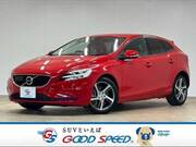 2018 VOLVO V40