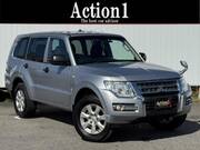 2016 MITSUBISHI PAJERO