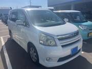 2009 TOYOTA NOAH