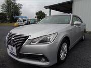 2013 TOYOTA CROWN HYBRID