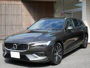 2021 VOLVO V60
