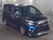 2022 TOYOTA VOXY