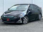 2017 TOYOTA PRIUS PHV