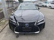 2022 LEXUS IS