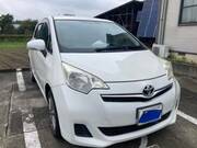 2011 TOYOTA RACTIS X