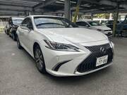 2020 LEXUS ES