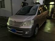 2003 TOYOTA NOAH