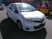 2012 TOYOTA VITZ F