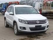 2014 VOLKSWAGEN TIGUAN