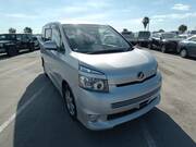 2009 TOYOTA VOXY Z