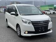 2015 TOYOTA NOAH