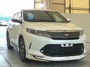 2017 TOYOTA HARRIER PREMIUM