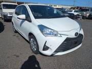 2019 TOYOTA VITZ F