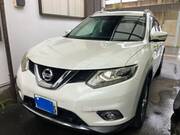 2015 NISSAN X-TRAIL