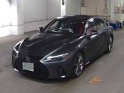 2022 LEXUS IS