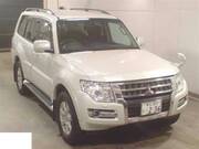 2015 MITSUBISHI PAJERO