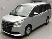 2014 TOYOTA NOAH
