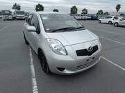 2006 TOYOTA VITZ F