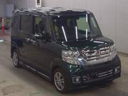 2016 HONDA N-BOX CUSTOM