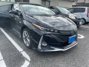 2017 TOYOTA PRIUS PHV